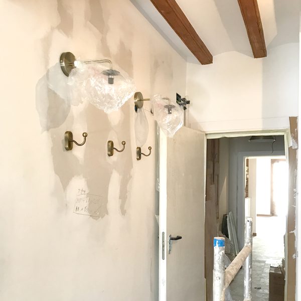 interior design and home staging for art real estate by Ally