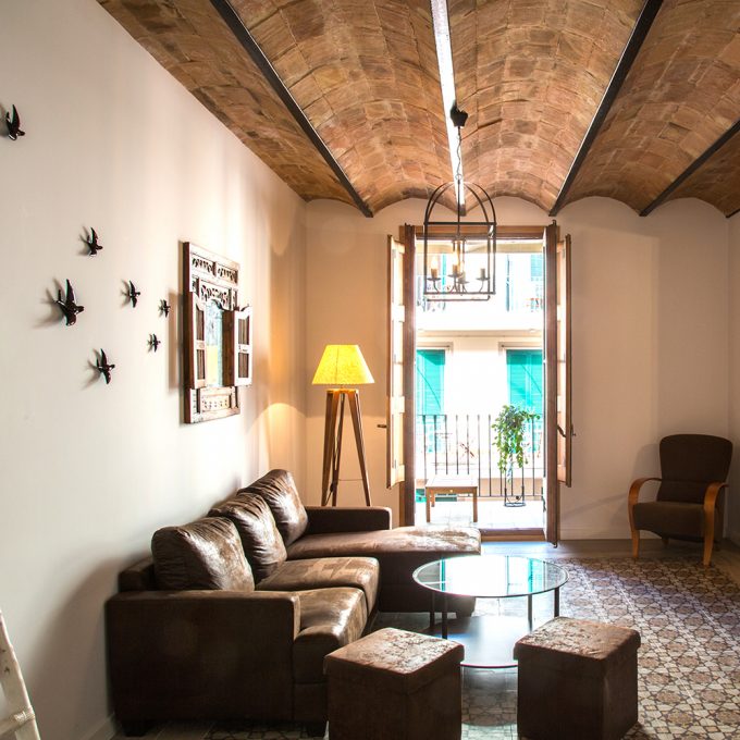 interior design and home staging for art real estate by Ally