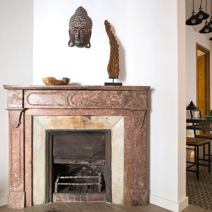 interior design and home staging for art real estate by Ally