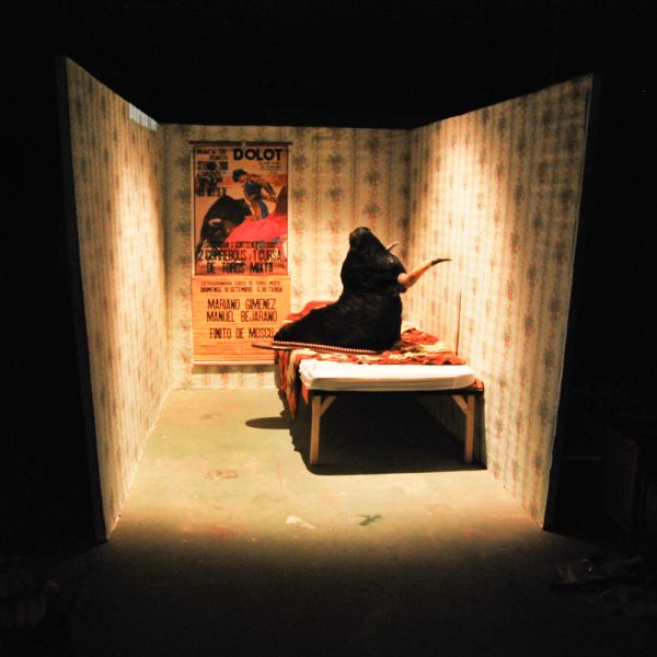 art directing Shapito-Show movie