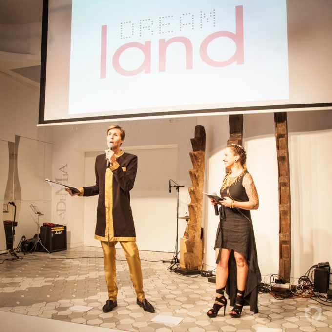 art directing Loreal Dreamland show in Barcelona