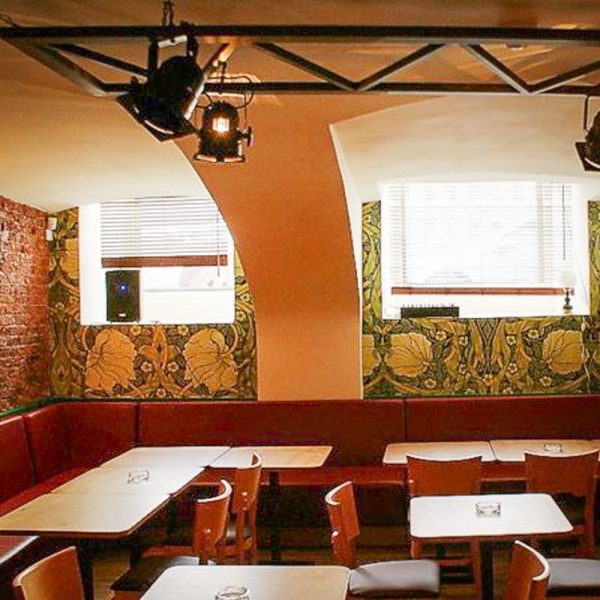 interior design and decoration by Ally