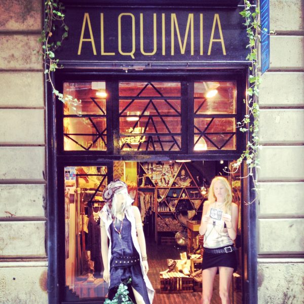 interior design, custom furniture and branding by Ally